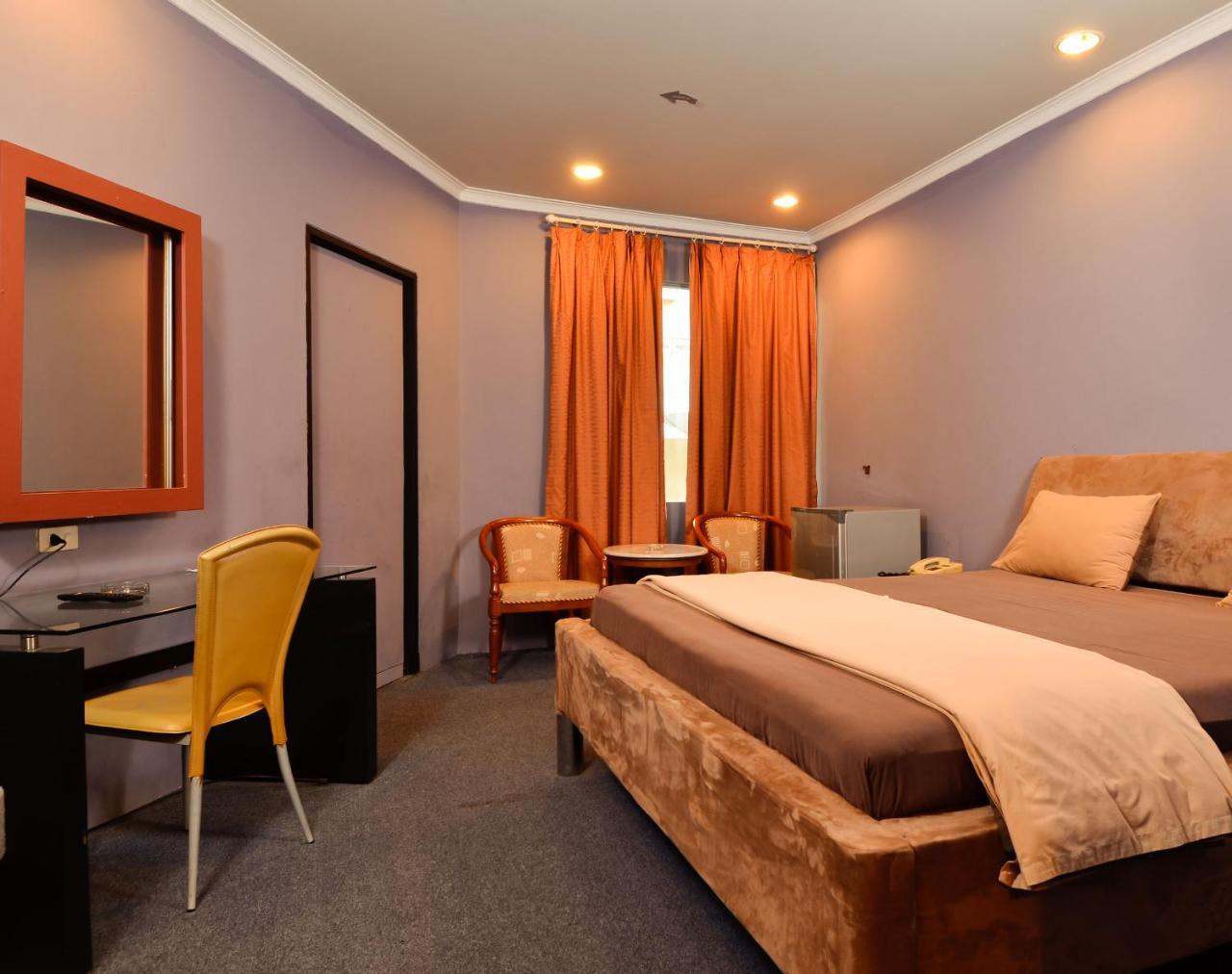 Hotel Peninsula Mangga Besar Jakarta Exteriér fotografie