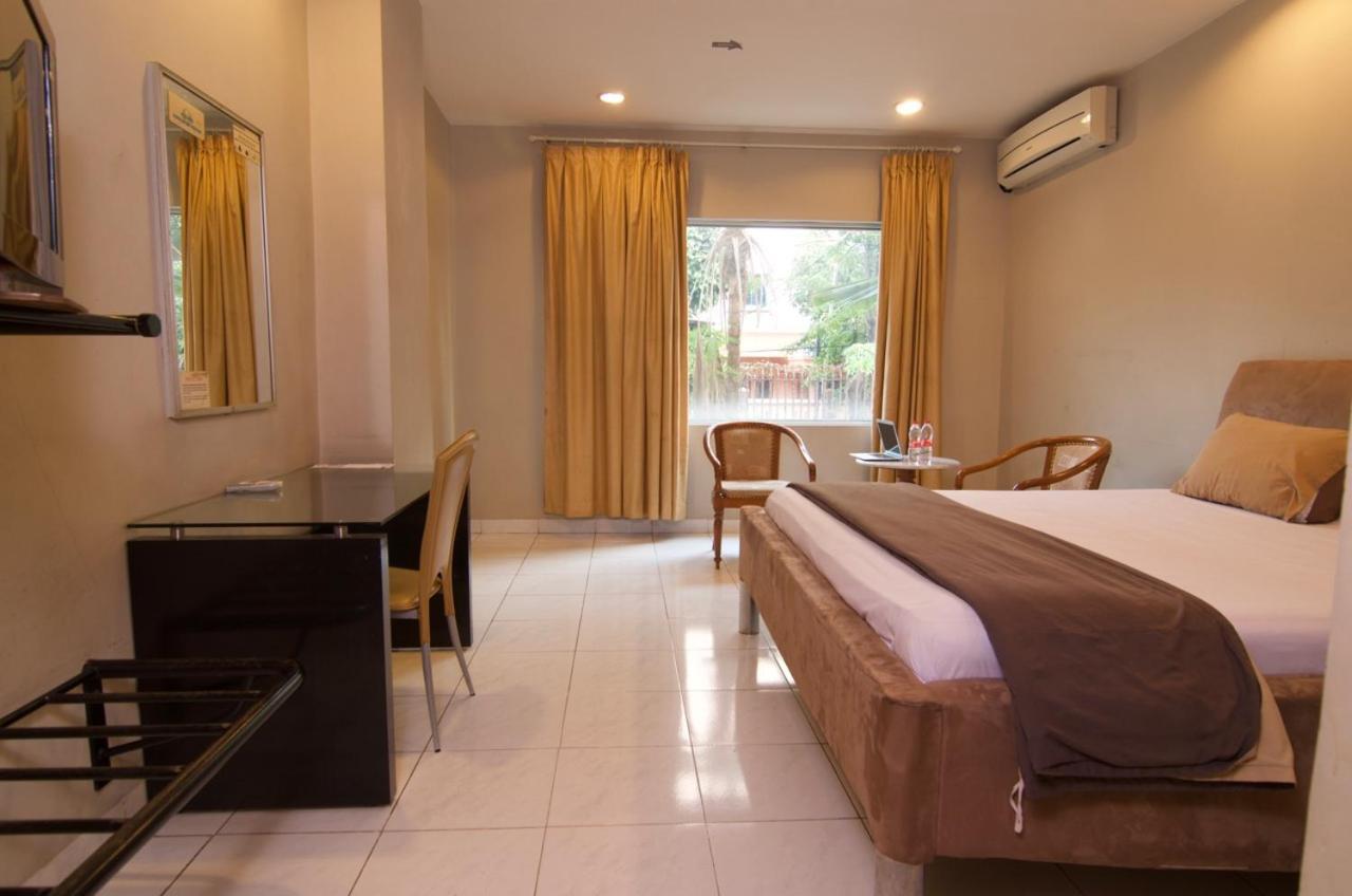 Hotel Peninsula Mangga Besar Jakarta Exteriér fotografie